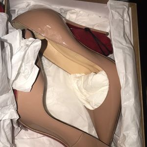 Christian Louboutin So Kate